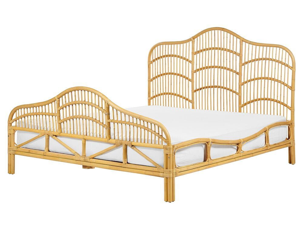 Beliani Ratanová posteľ 160 x 200 cm svetlé drevo DOMEYROT